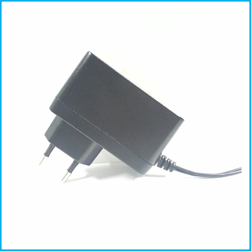 Wall-mounted Power adapter 18W